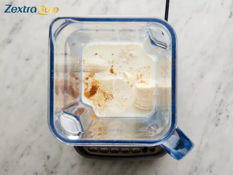 how-to-make-a-banana-milkshake (9)